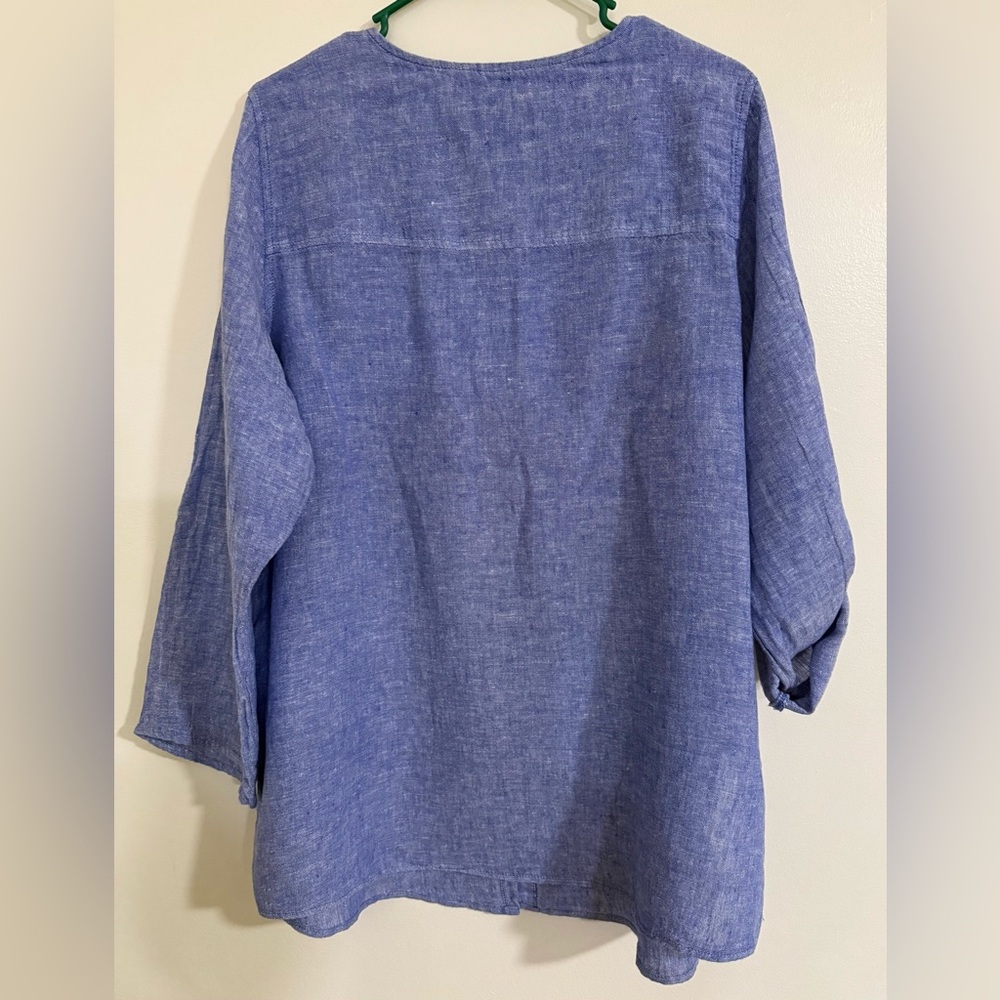 Tahari 100% Linen Chambray Blouse Sz 1X - Picture 2 of 7